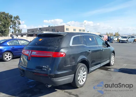 2013 Lincoln Mkt Livery from USA, damaged, VIN 2LMHJ5NK5DBL52289